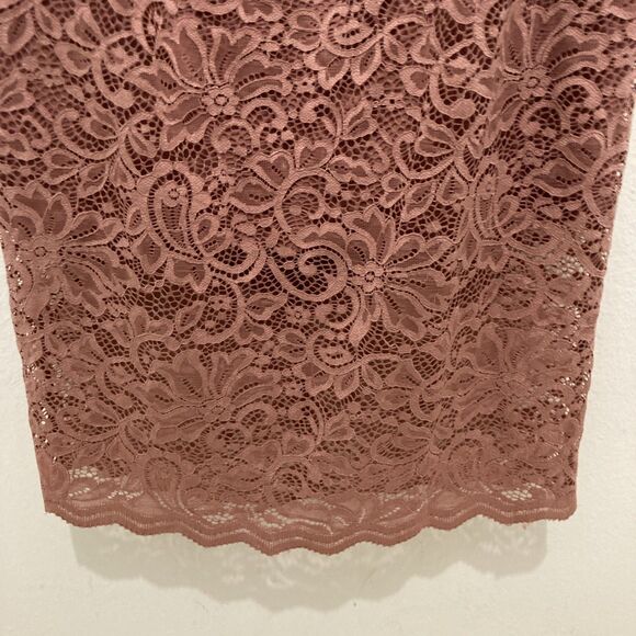 EXPRESS pink rose floral lace overlay velvet trim cold shoulder shift dress 10 - Picture 4 of 10